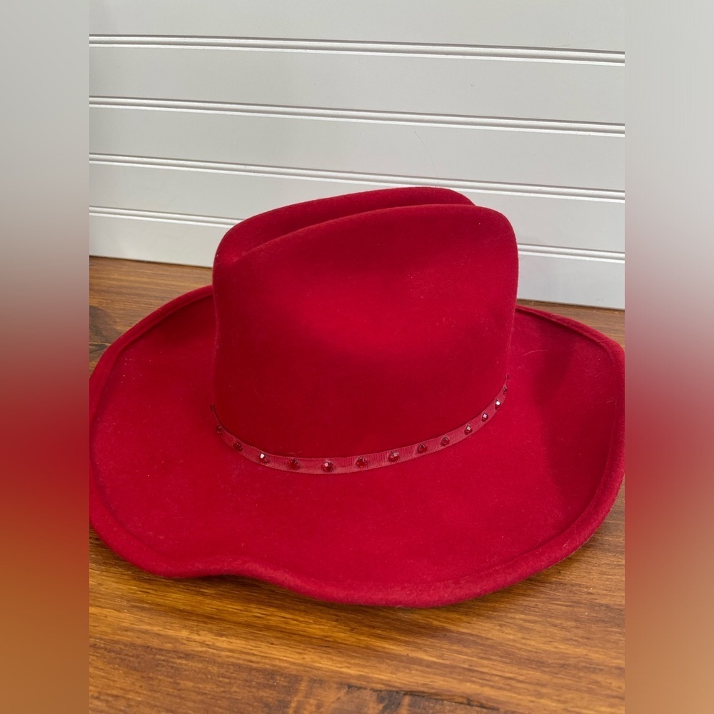 Red Hot Society Red 100% Wool Bejeweled Cowboy Hat with a Bow Women’s EUC - Picture 3 of 8
